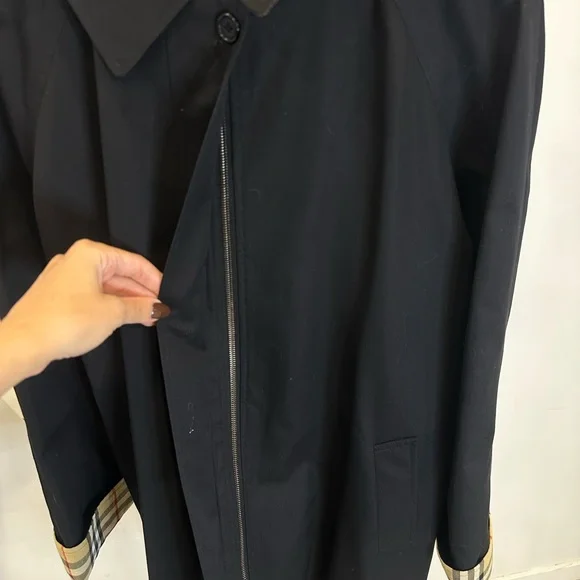 Sold 🚨Burberry Brit Swing Black Trench Raincoat - Picture 4 of 5